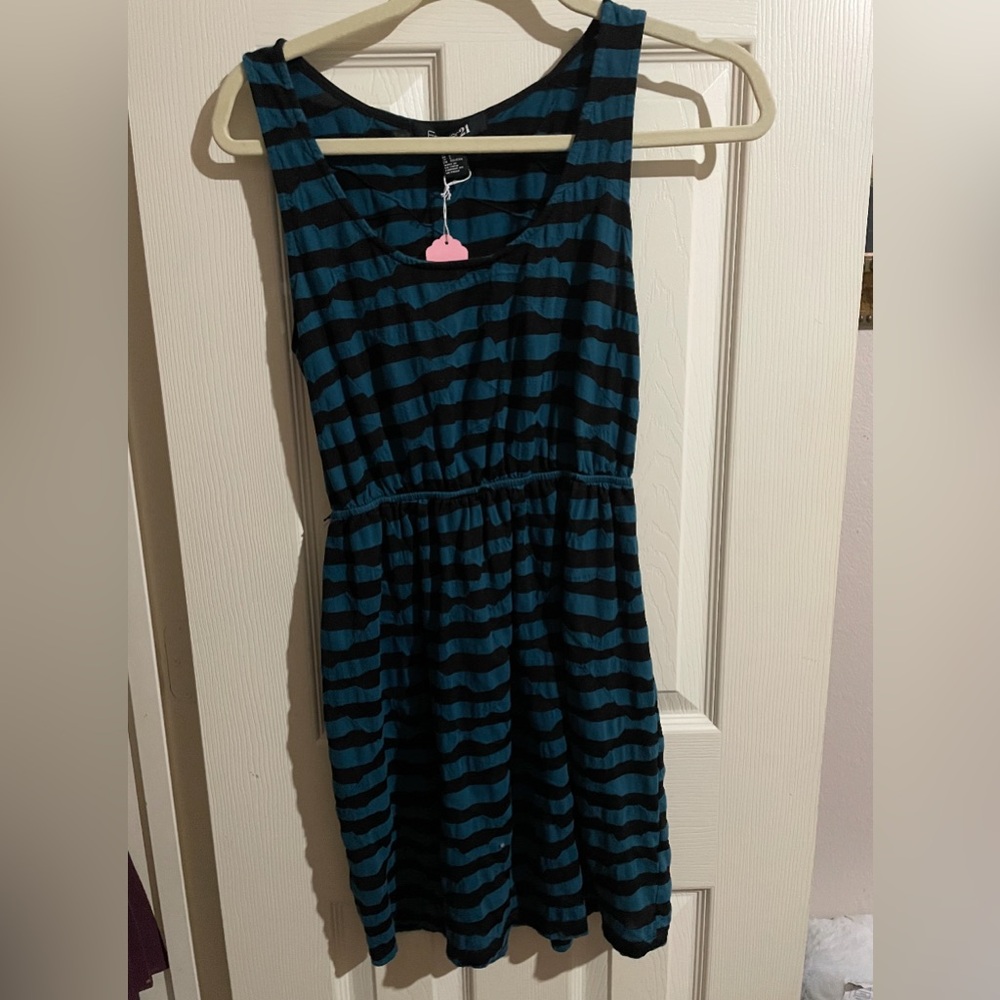 Forever 21 Teal and Black Striped Shirt